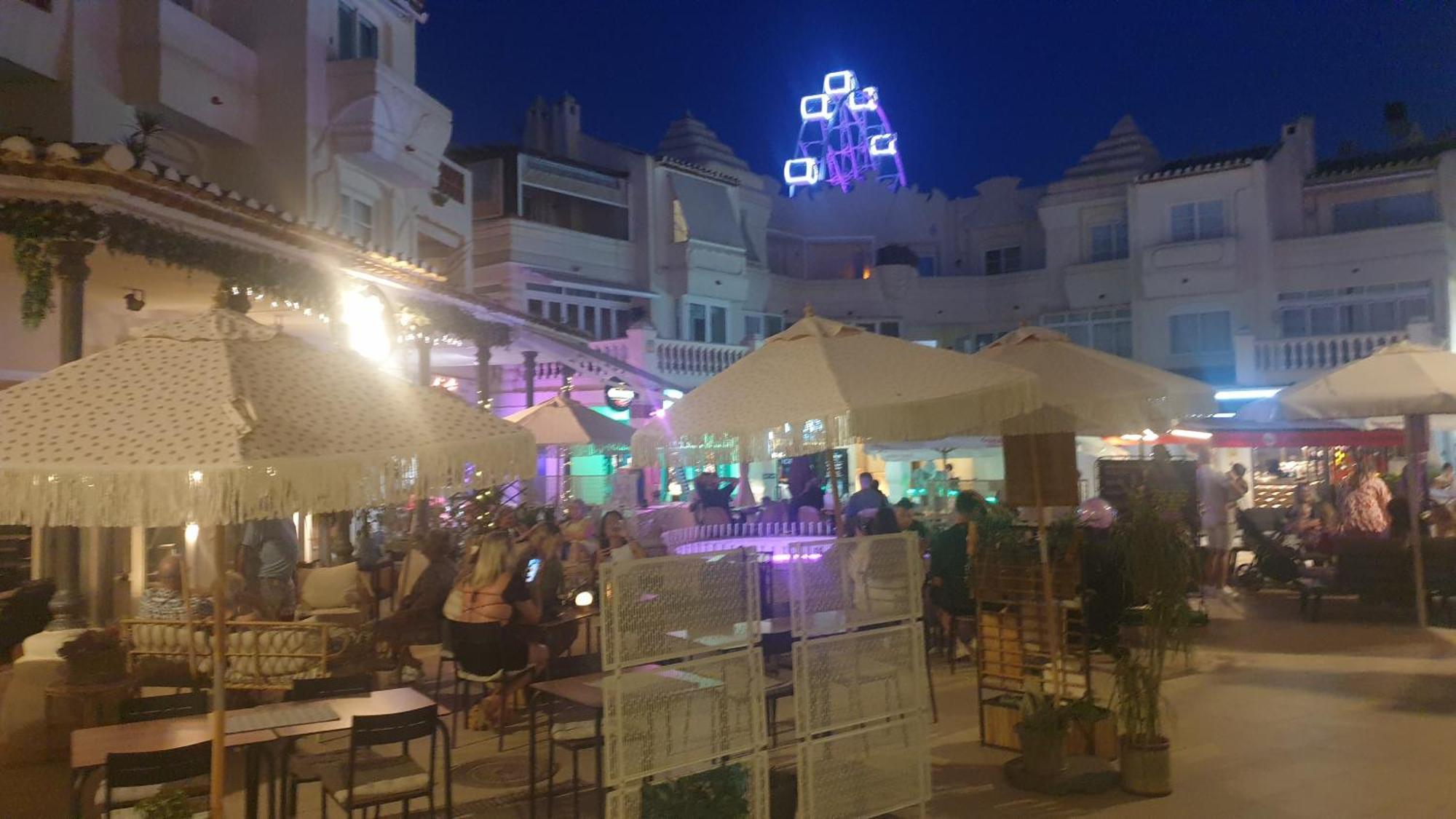 דירות בנאלמדנה Puerto Marina מראה חיצוני תמונה